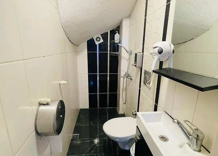 Taksim Premium Gold 5* 이스탄불